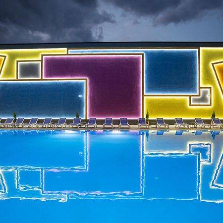 West Inn Georgia 쿠타이시 외부 사진