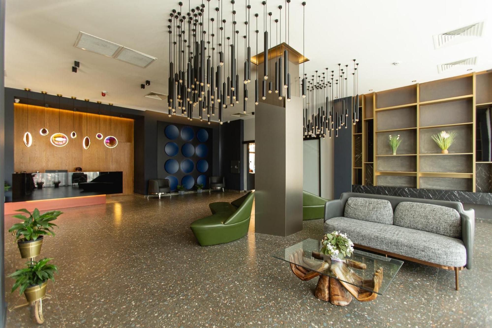 West Inn Georgia 쿠타이시 외부 사진