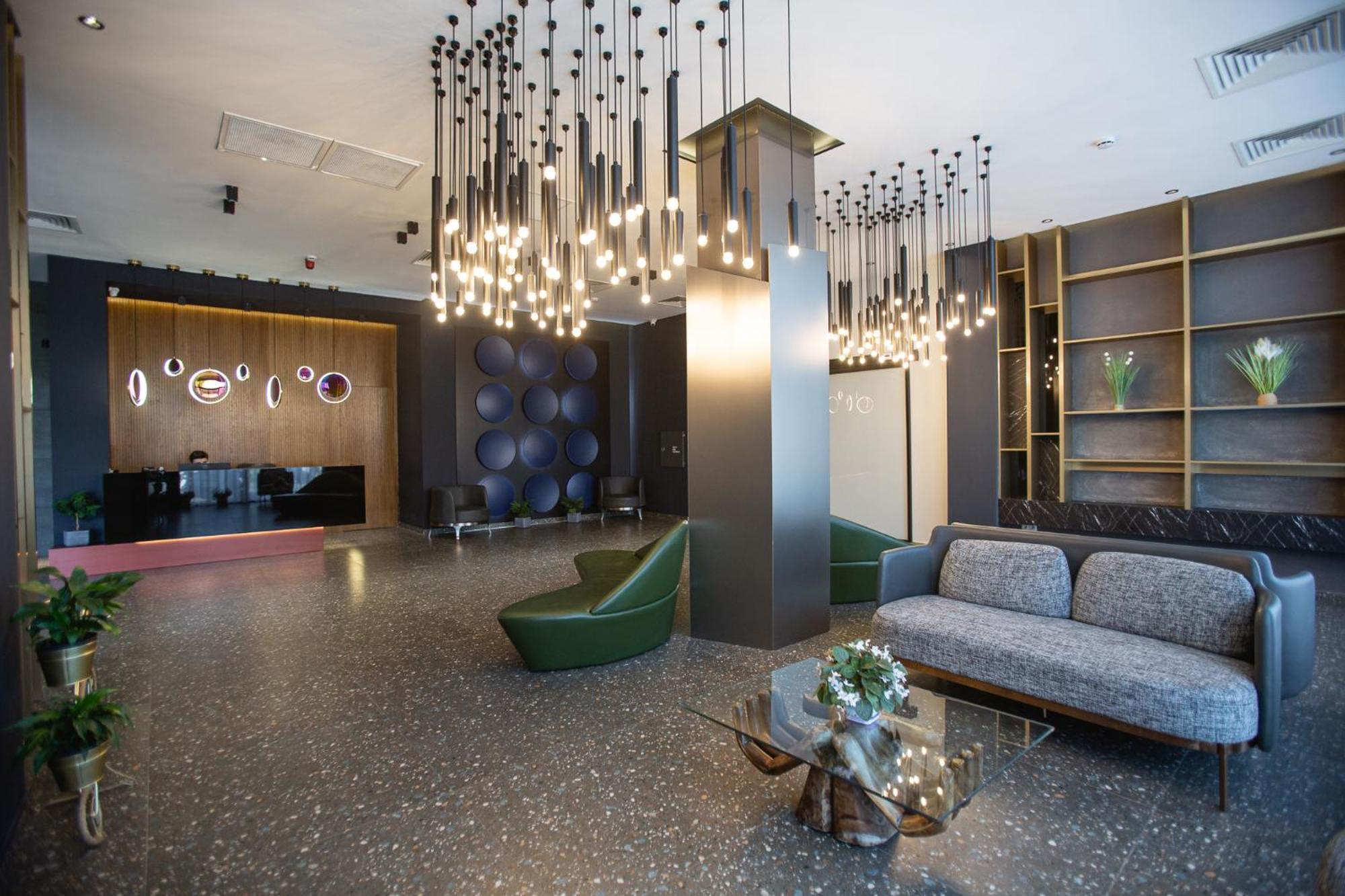 West Inn Georgia 쿠타이시 외부 사진